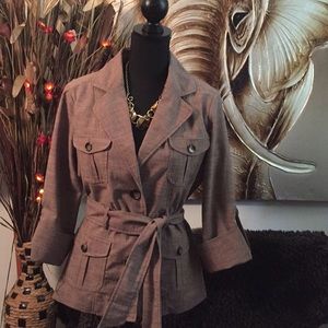 Cute khaki jacket 🔥